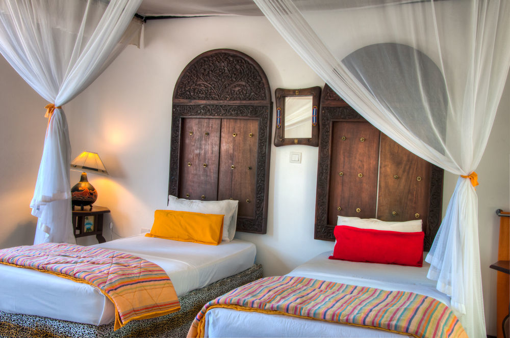 Kahama Hotel Mombasa 밤부리 외부 사진